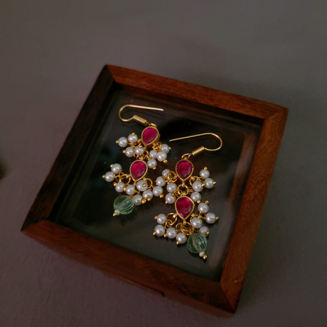 THREE LAYER NECKLACE WITH EARRINGS - Image 6