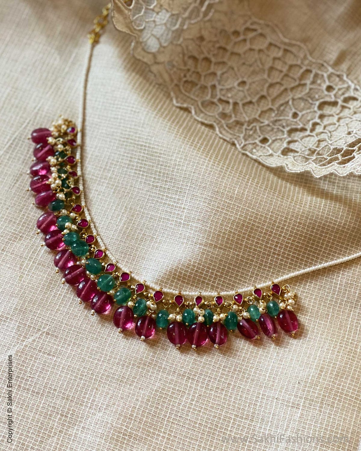 Red Kundan Pearl Necklace - Image 2