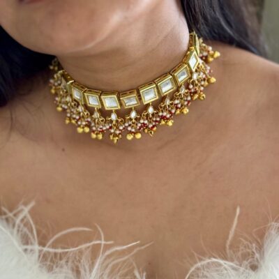 Laal Tara Choker