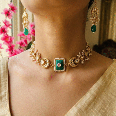 Handcrafted Kundan Choker with Matching Earrings