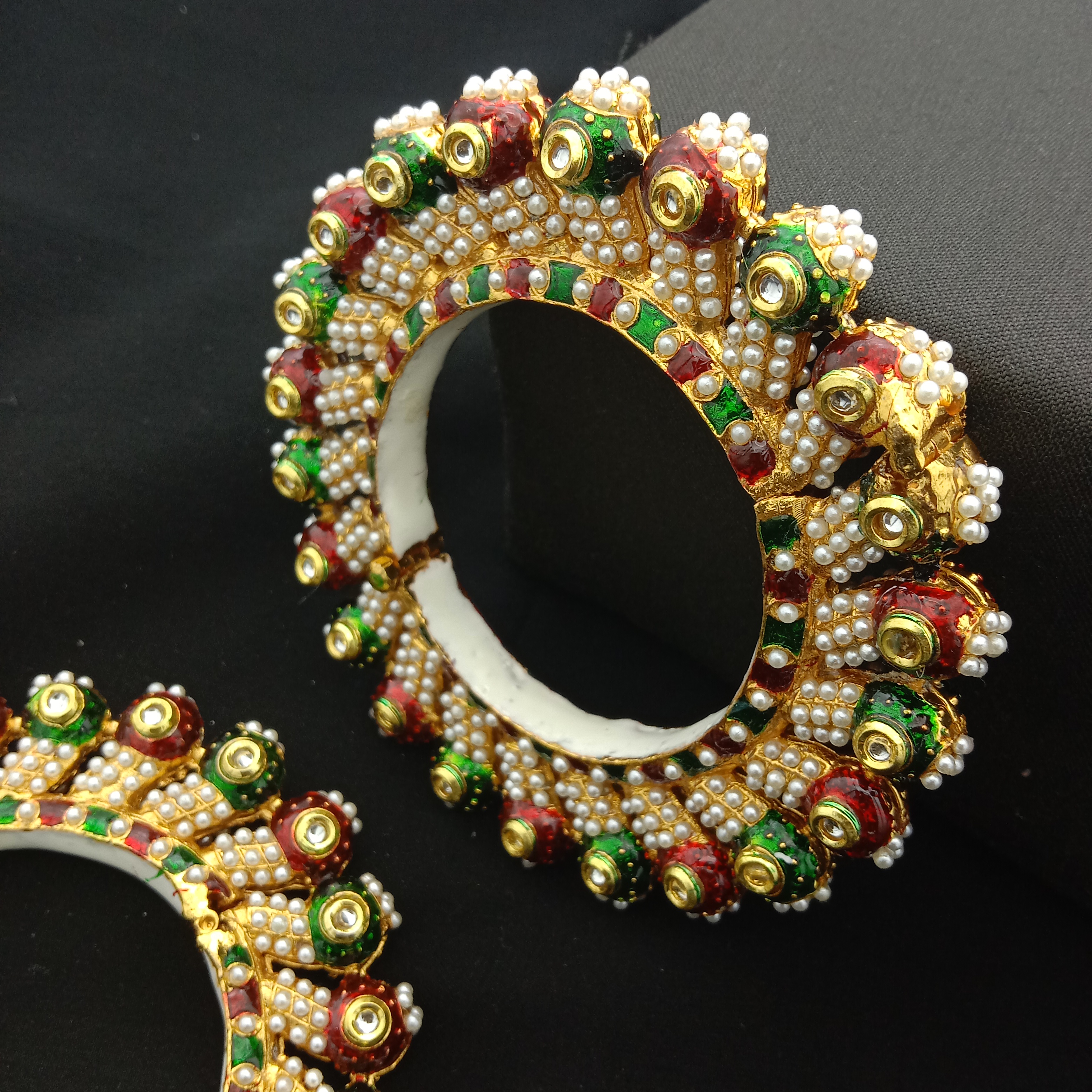 Traditional Meenakari Bridal Bangle Set (Pack Of 2)