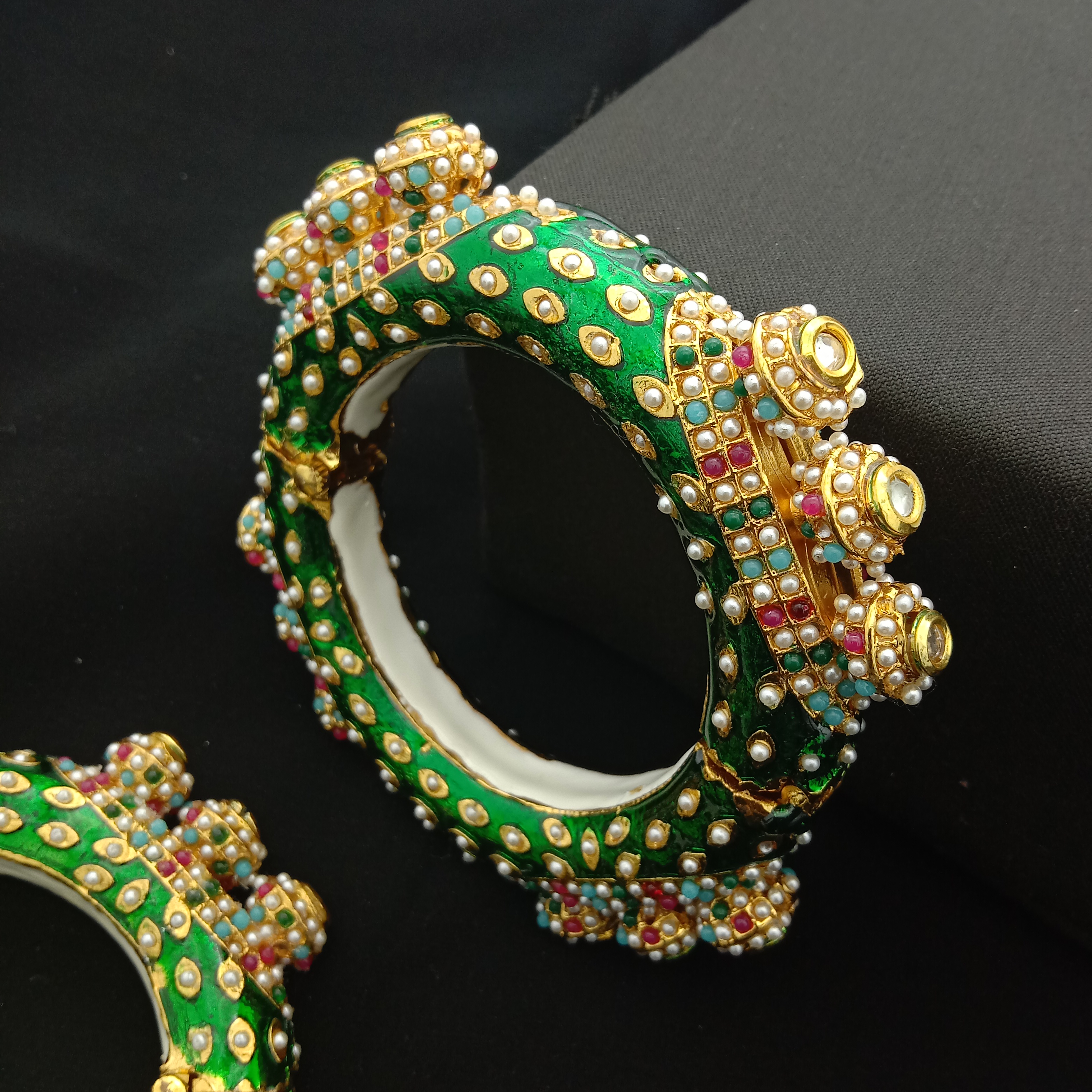 Traditional Meenakari Bridal Bangle Set (Pack Of 2)