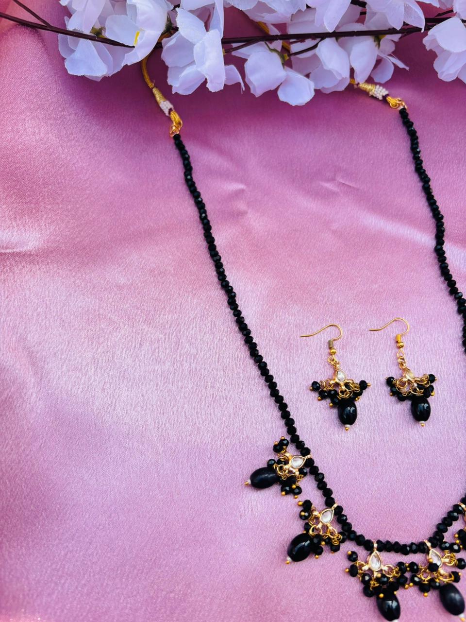 Black Beaded Necklace Set with Drops Earrings - Image 4