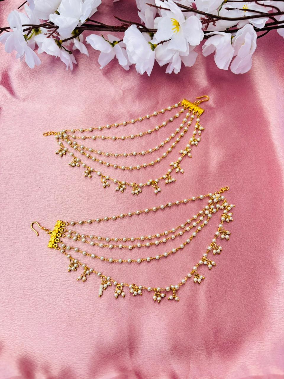 The Naaz: Elegant Pearl Layered Ear Sahare