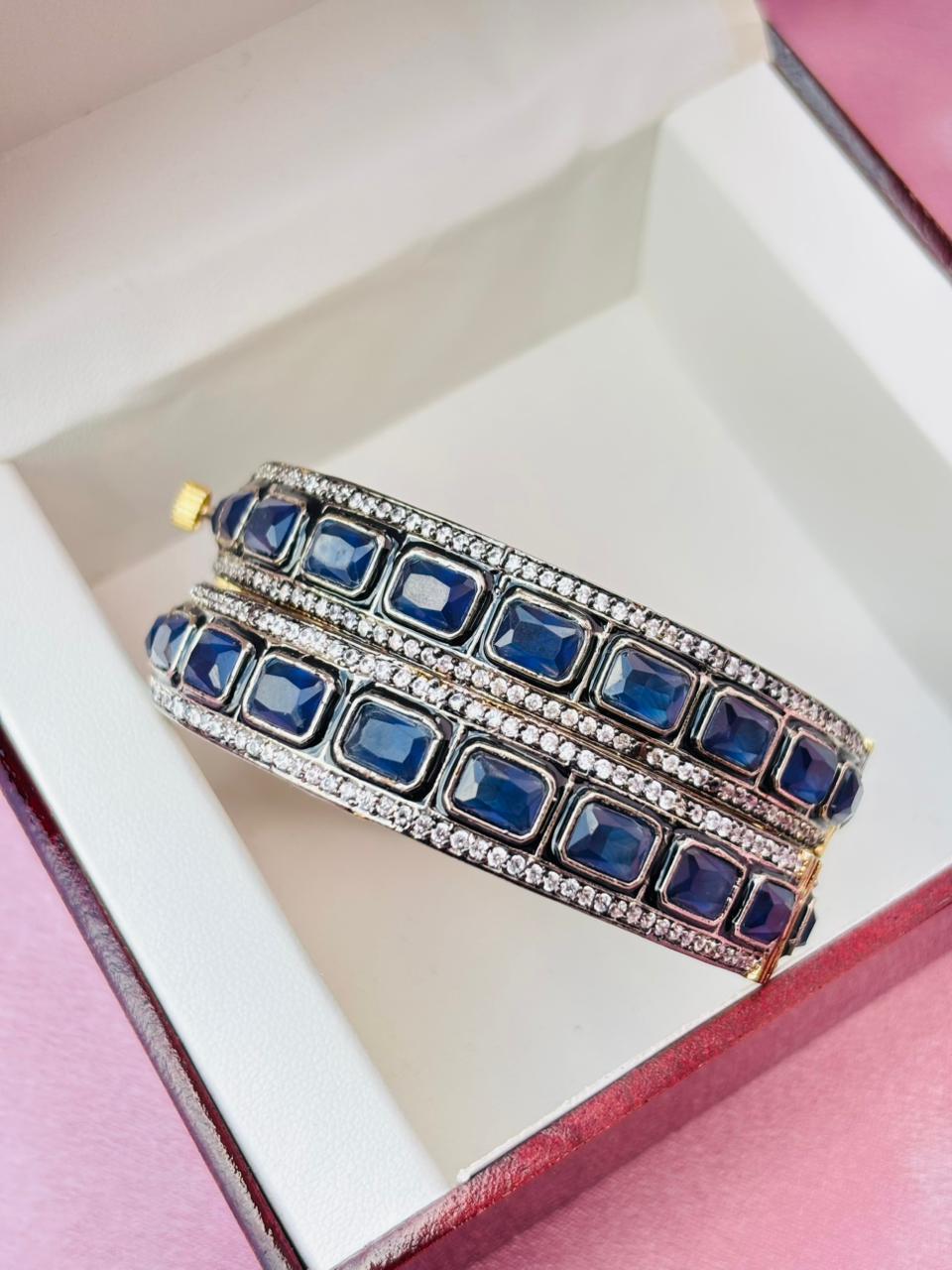 Victorian Moissanite And Kundan Openable Bracelet Bangle (Pack Of 1) - Image 2