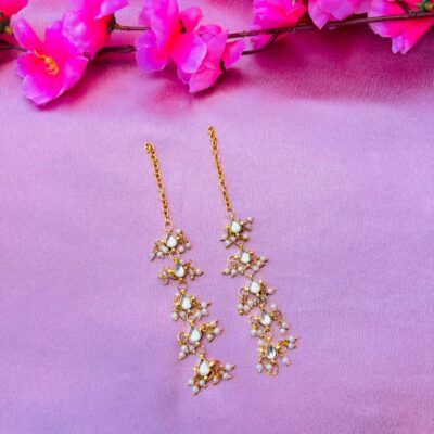 The Naaz: Elegant Kundan-Style Pearl Drop Ear Sahare