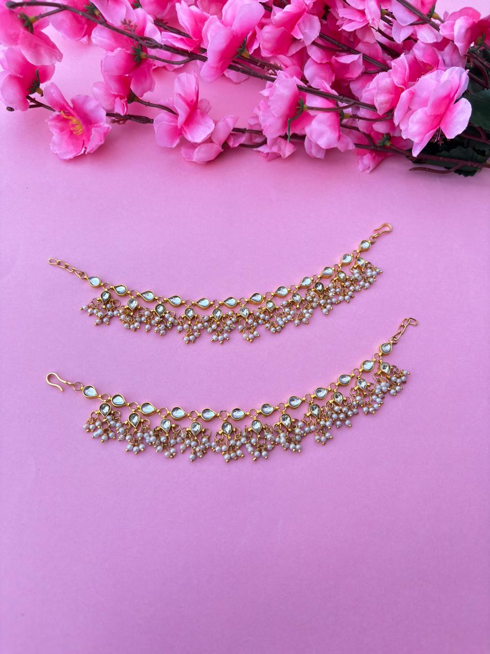 The Naaz: Elegant Kundan-Style Pearl Drop Ear Sahare