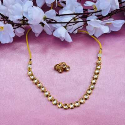 Minimalist Kundan And Choker Necklace