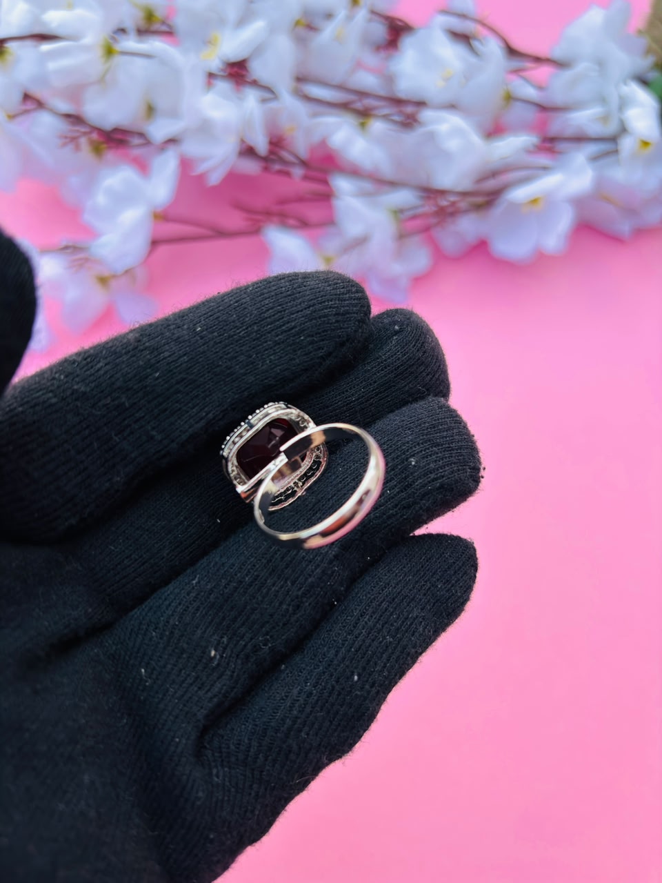 Exquisite Red Gemstone Halo Cocktail Ring - Image 5