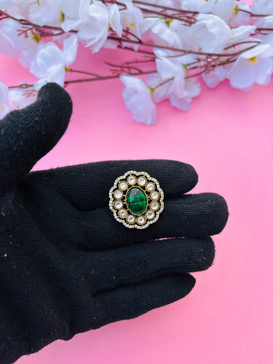 Royal Green Gemstone Statement Ring - Image 3
