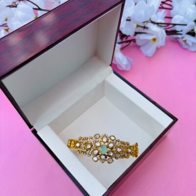 Elegant Kundan And Stone-Embellished Hinged Openable Bracelet (Pack Of 1)