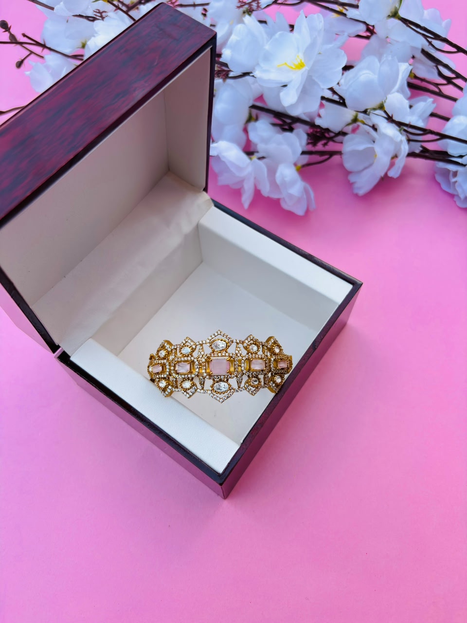 CZ Embellished Victorian Hinged Openable Bracelet (Pack Of 1)