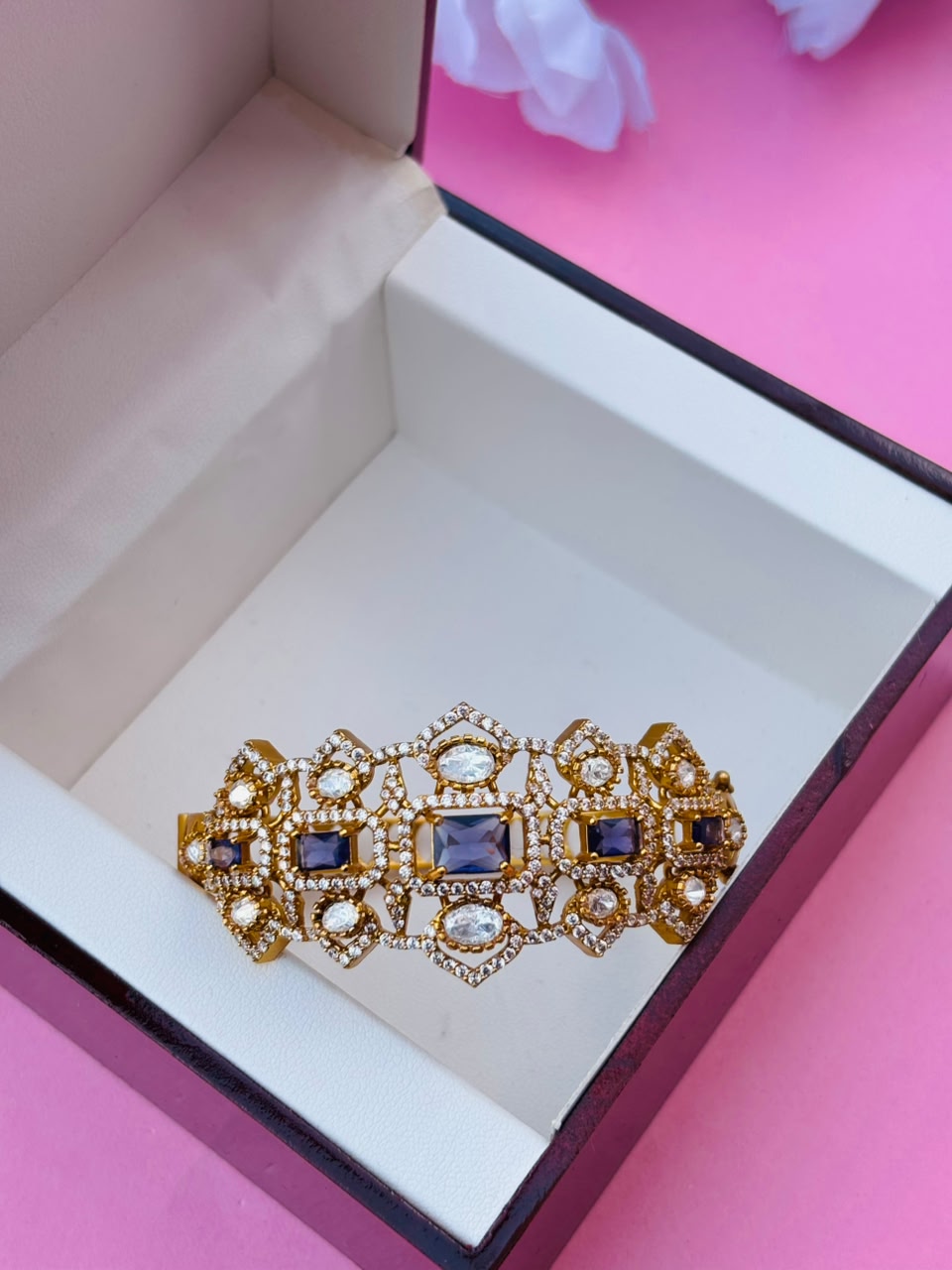 CZ Embellished Victorian Hinged Openable Bracelet (Pack Of 1) - Image 2