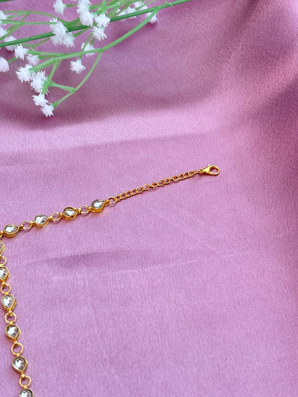 Minimalist Kundan Haathphool (Pack Of 2) - Image 2
