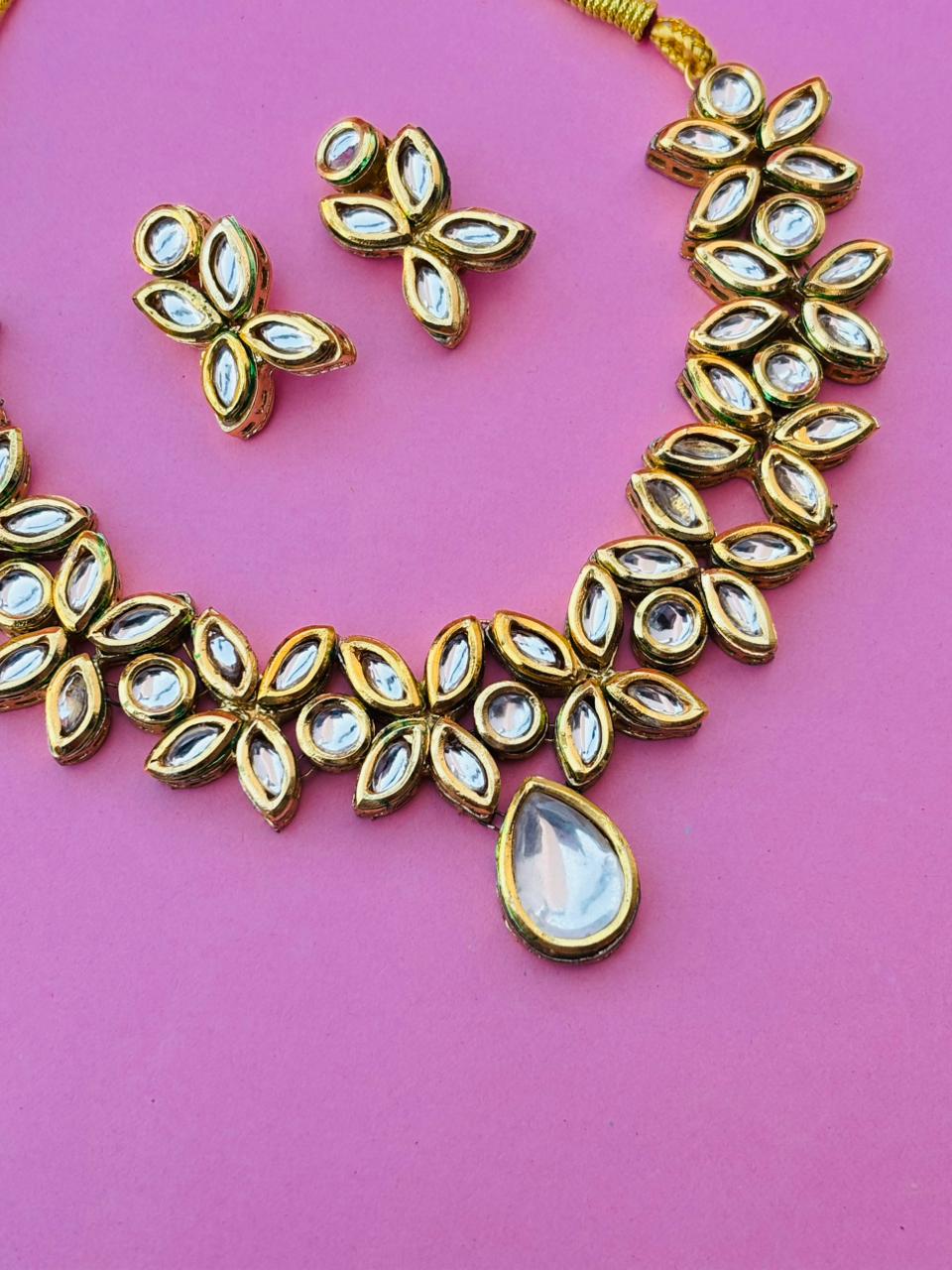Kundan Statement Necklace with Earrings - Image 2