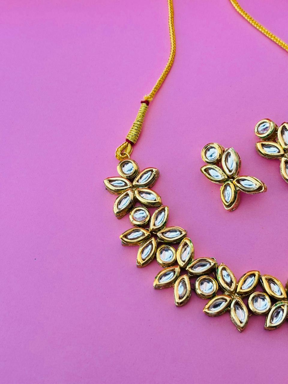 Kundan Statement Necklace with Earrings - Image 3