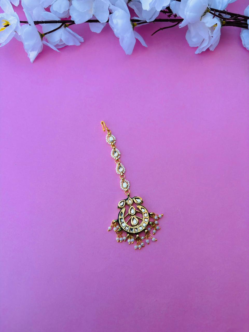 Gold Plated Kundan With White Pearl Maangtika - Image 2