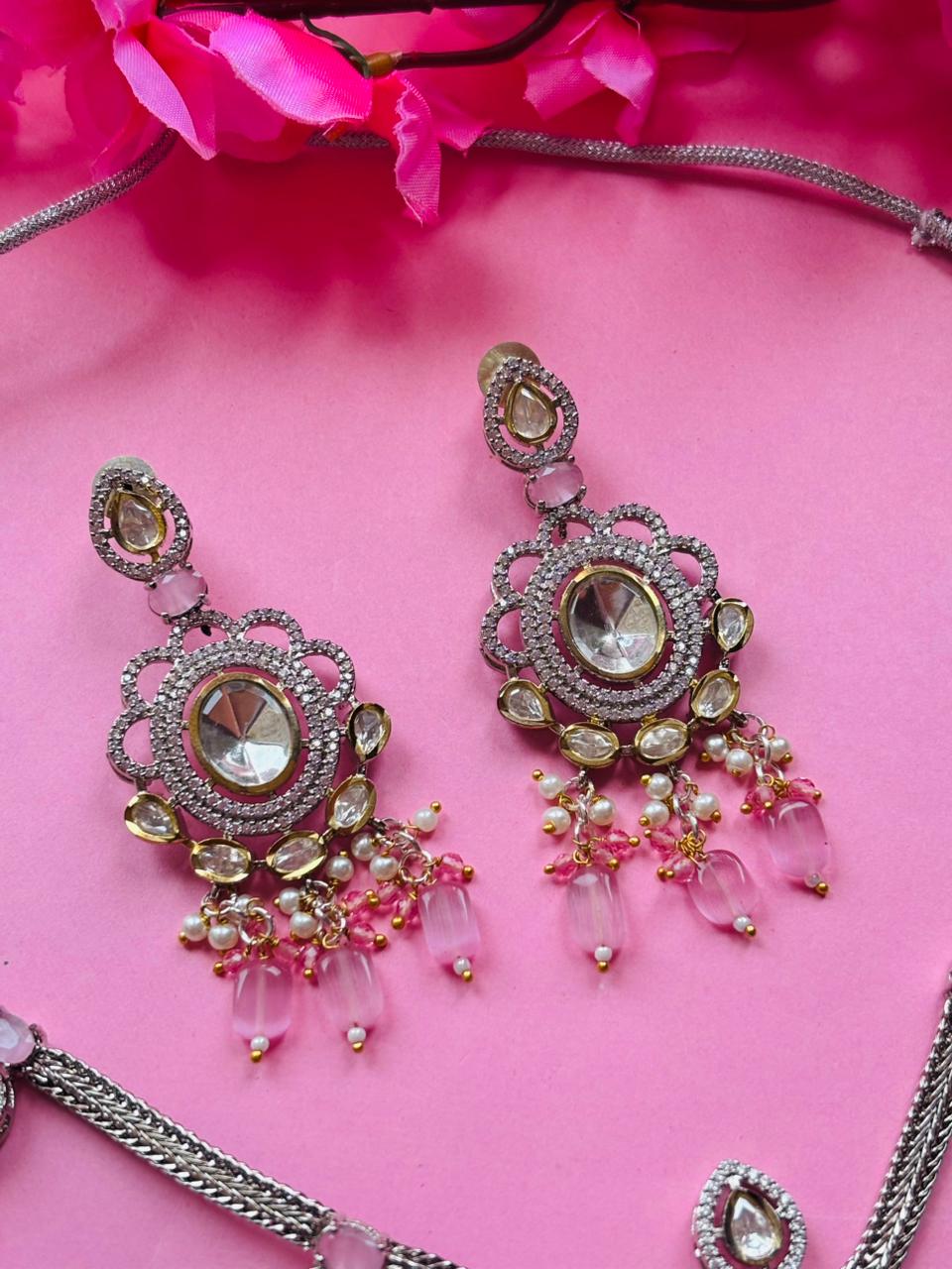Victorian Kundan Pink Beaded Necklace Set - Image 5