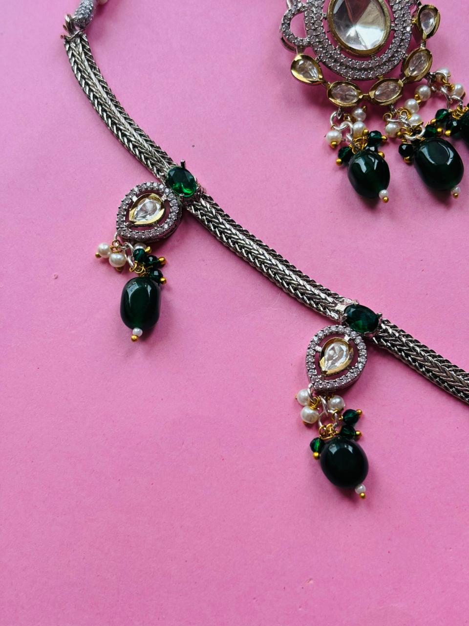 Victorian Kundan Green Beaded Necklace Set - Image 4
