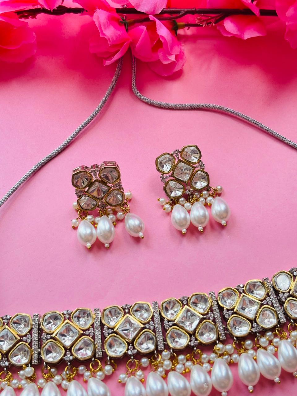 White Kundan Pearl Choker Necklace Set - Image 3
