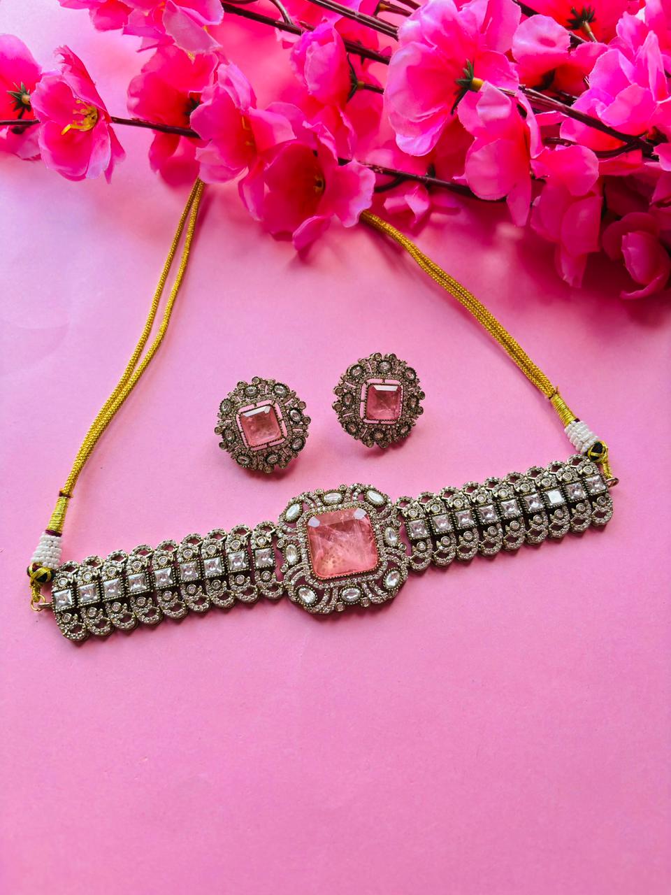 Rose Victorian Choker Necklace Set - Image 2