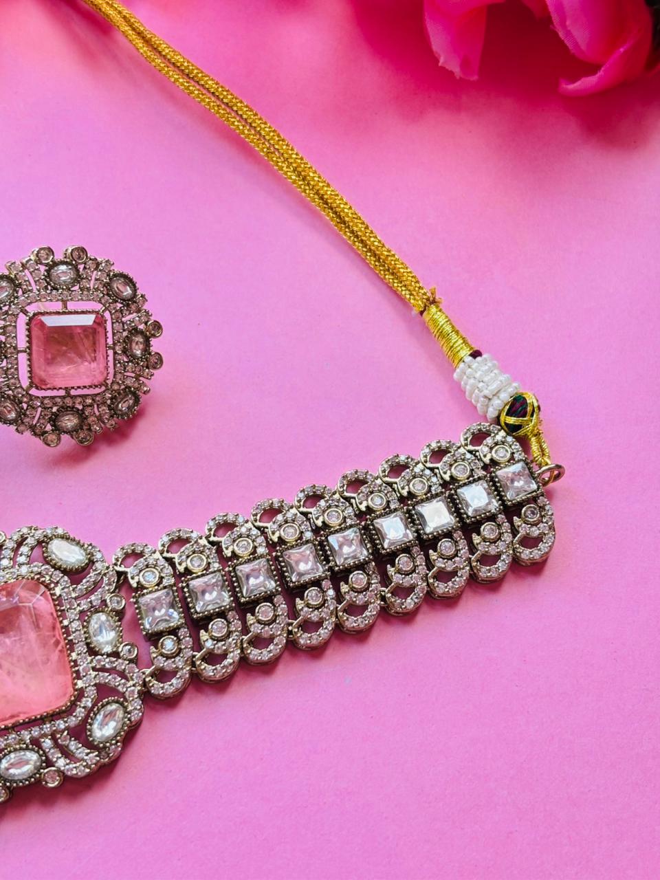 Rose Victorian Choker Necklace Set - Image 4