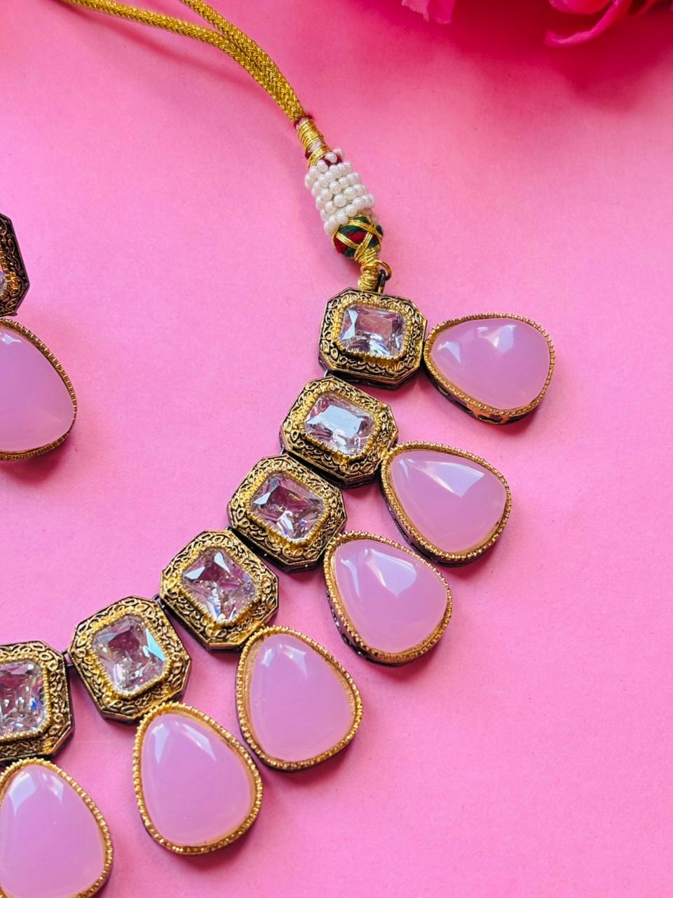 Kundan Pink Stone Necklace Set - Image 4