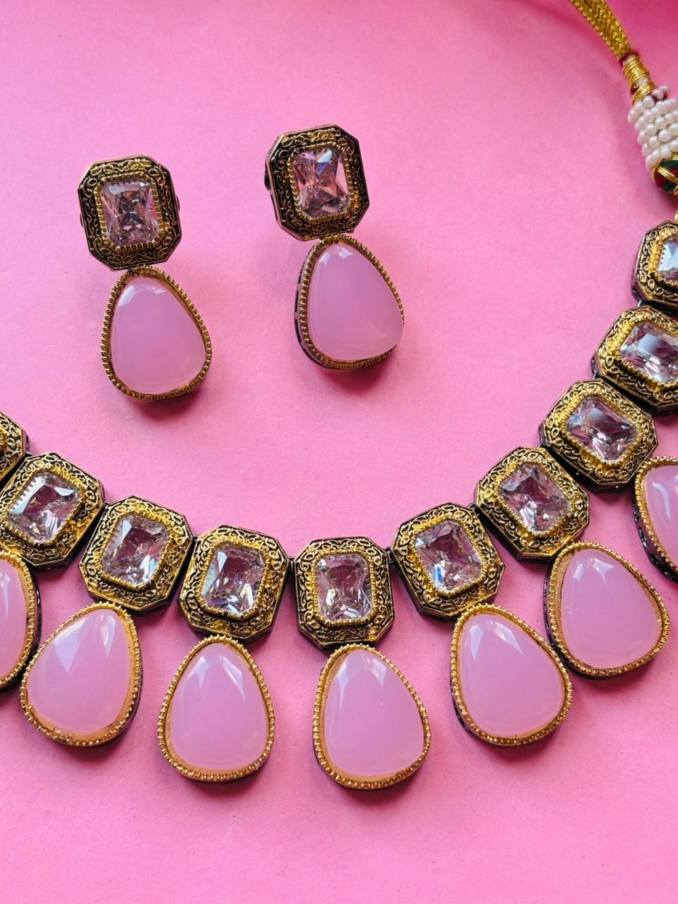 Kundan Pink Stone Necklace Set - Image 3