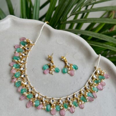 Varya Necklace Set