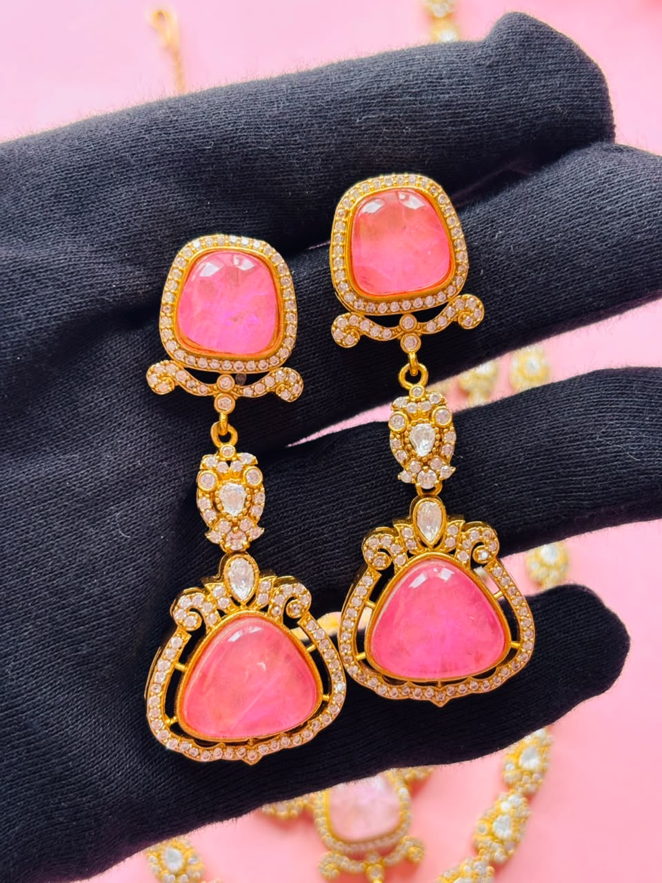 Multi-Layer Pink Stone Bridal Necklace Set With Maangtika - Image 7