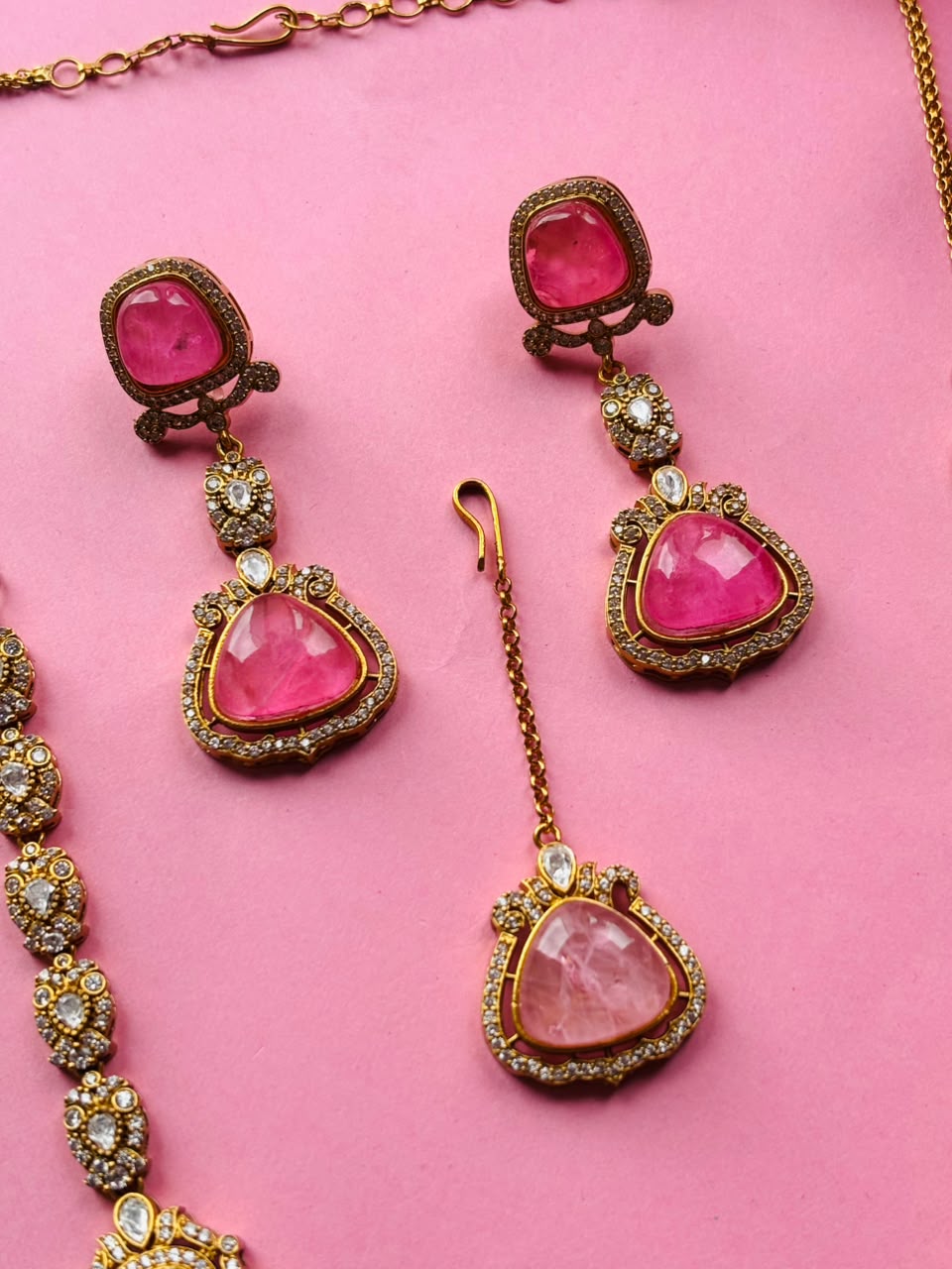 Multi-Layer Pink Stone Bridal Necklace Set With Maangtika - Image 5