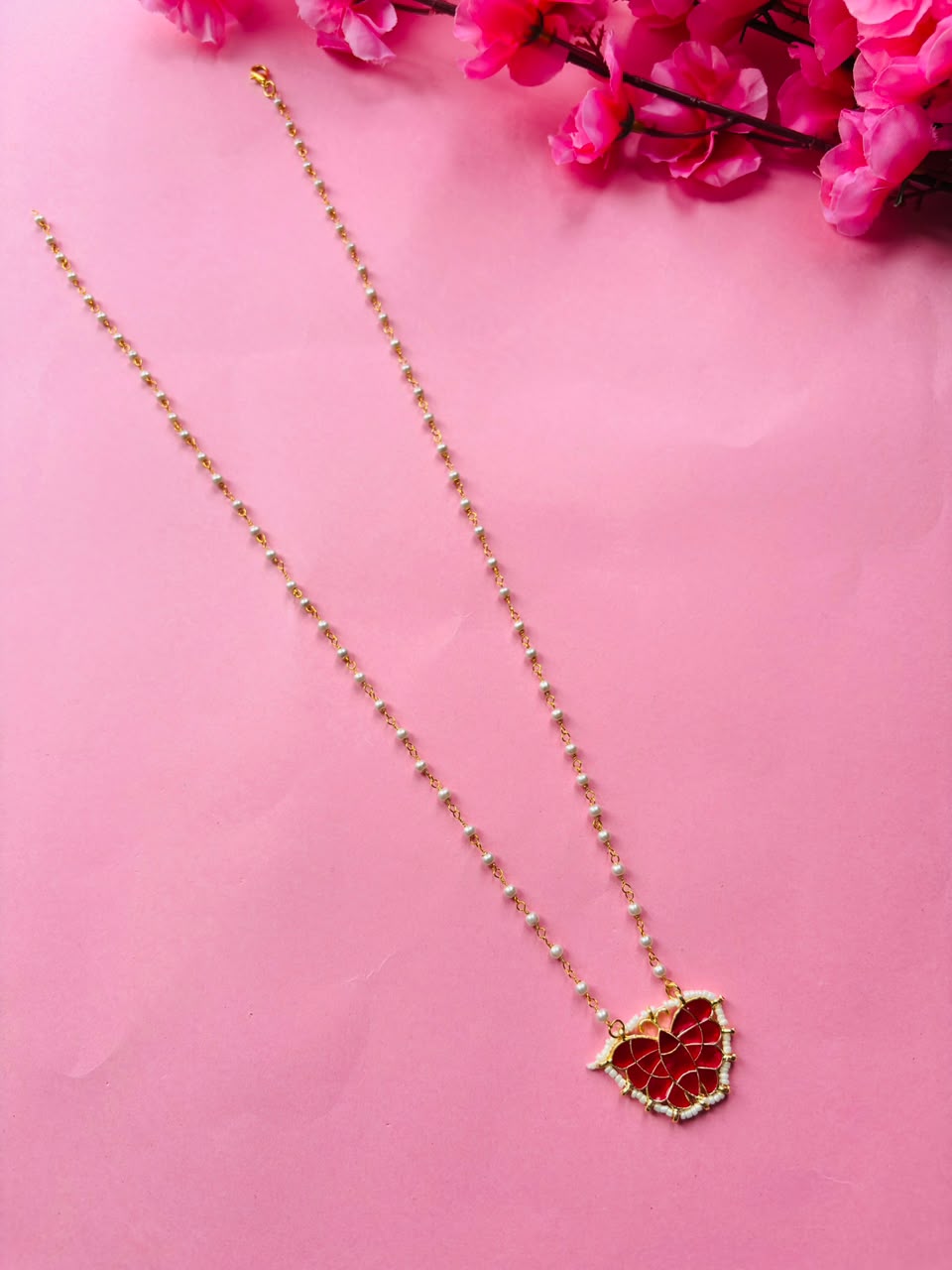 Artistic Animal Theme Gold-Plated Necklace for Trendy Look - Image 2