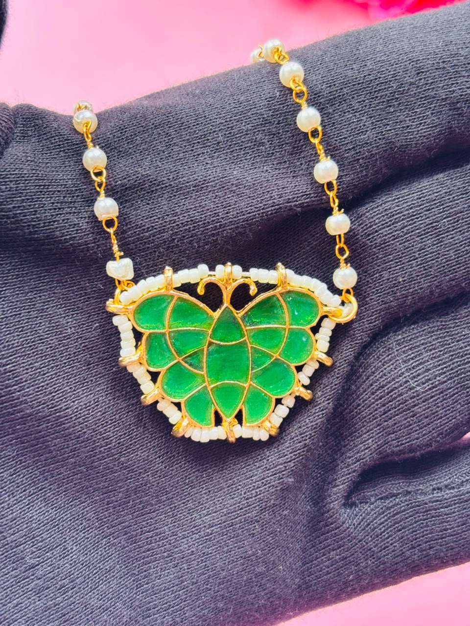 Artistic Animal Theme Gold-Plated Necklace for Trendy Look - Image 5