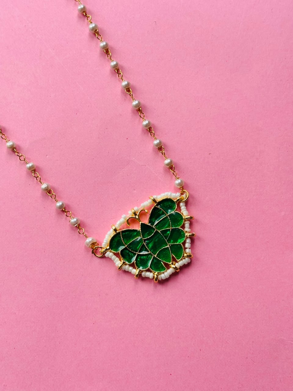 Artistic Animal Theme Gold-Plated Necklace for Trendy Look - Image 3