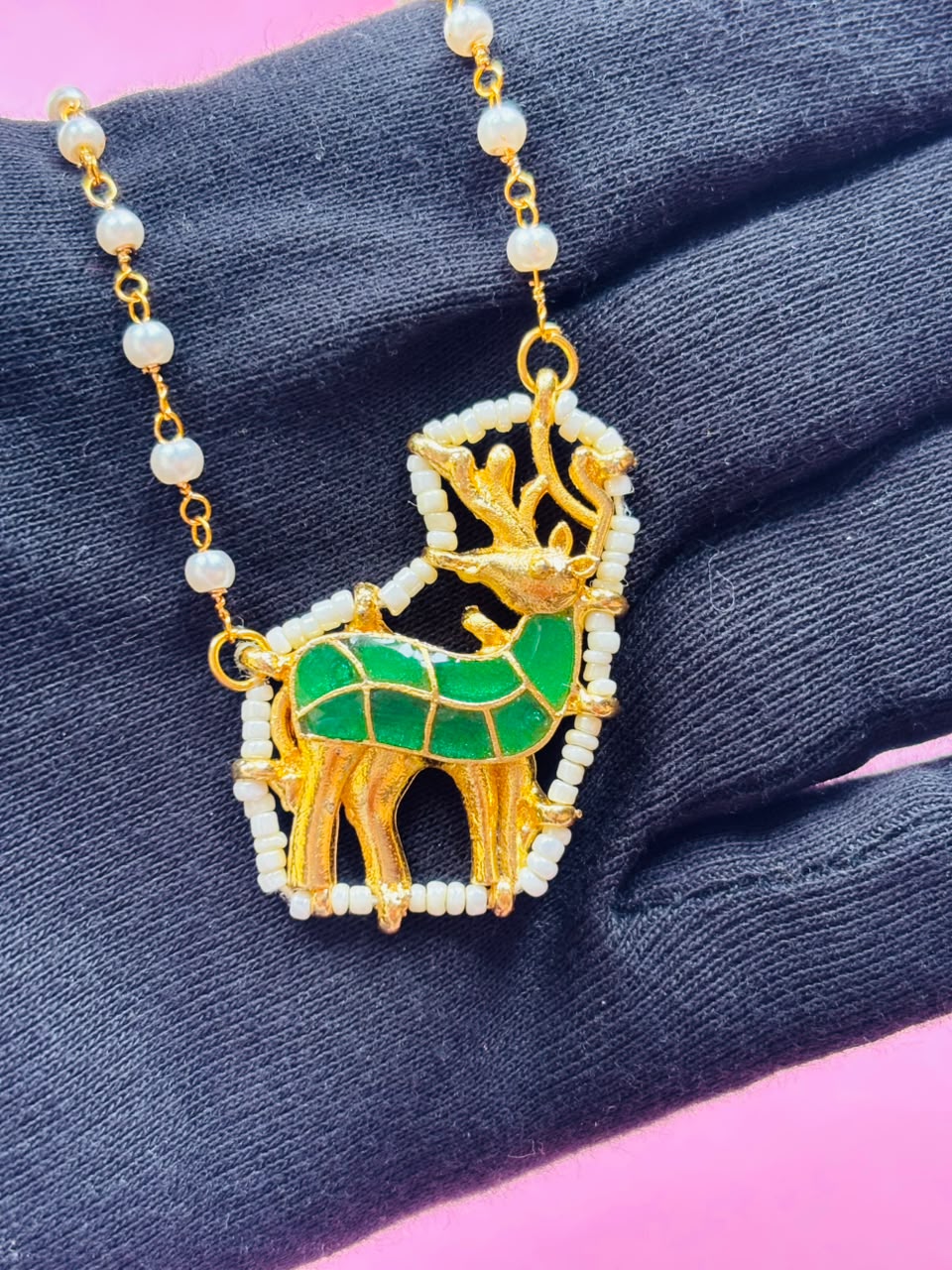 Artistic Animal Theme Gold-Plated Necklace for Trendy Look - Image 5