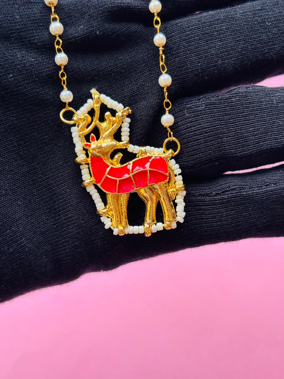 Artistic Animal Theme Gold-Plated Necklace for Trendy Look - Image 5