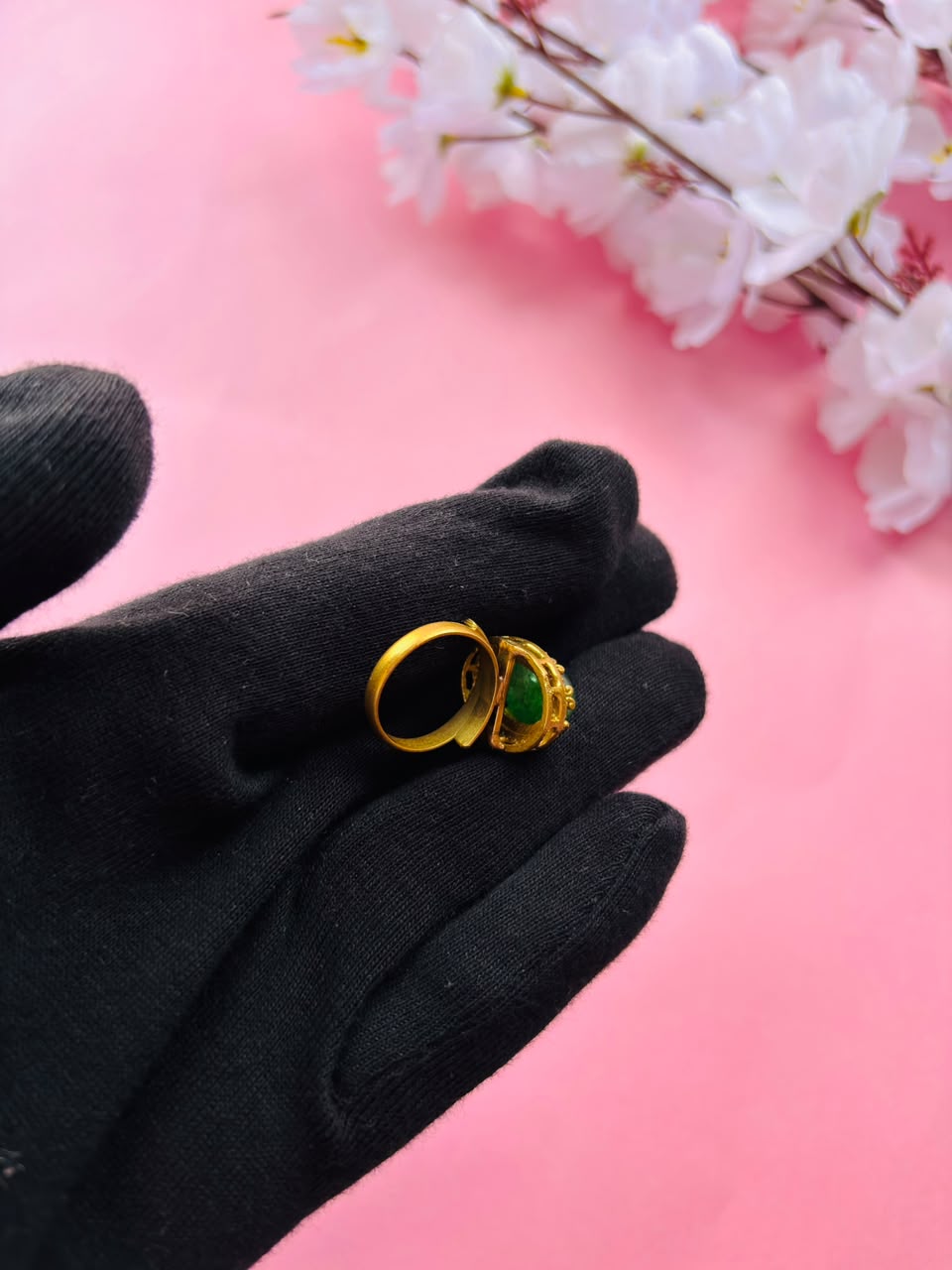 Emerald Green Statement Ring - Image 5
