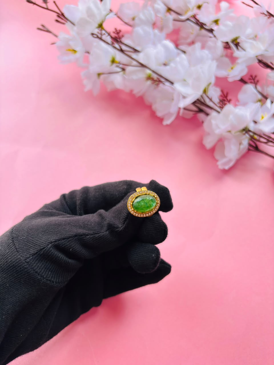Emerald Green Statement Ring - Image 2