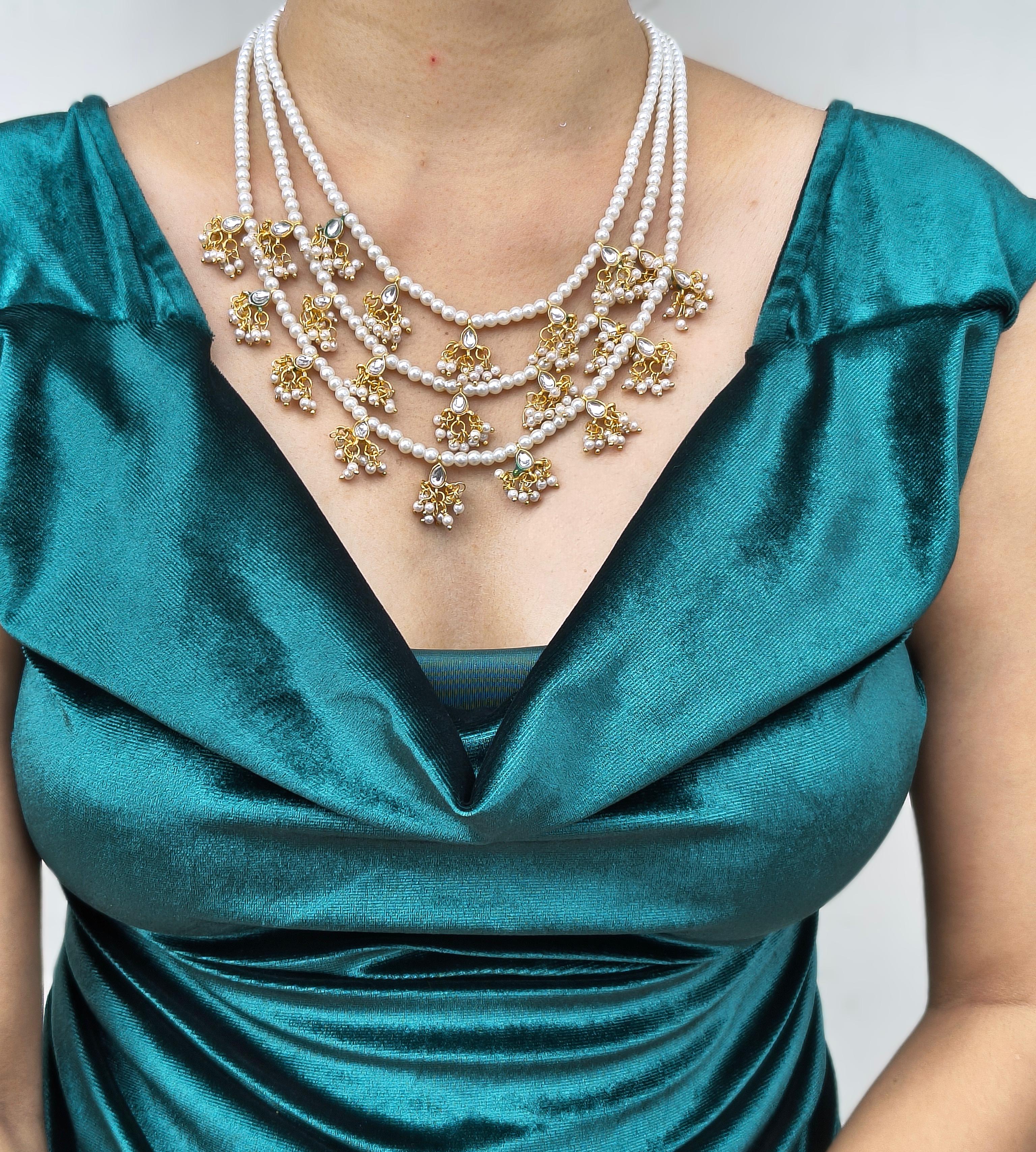 Multi-layer pearl necklace