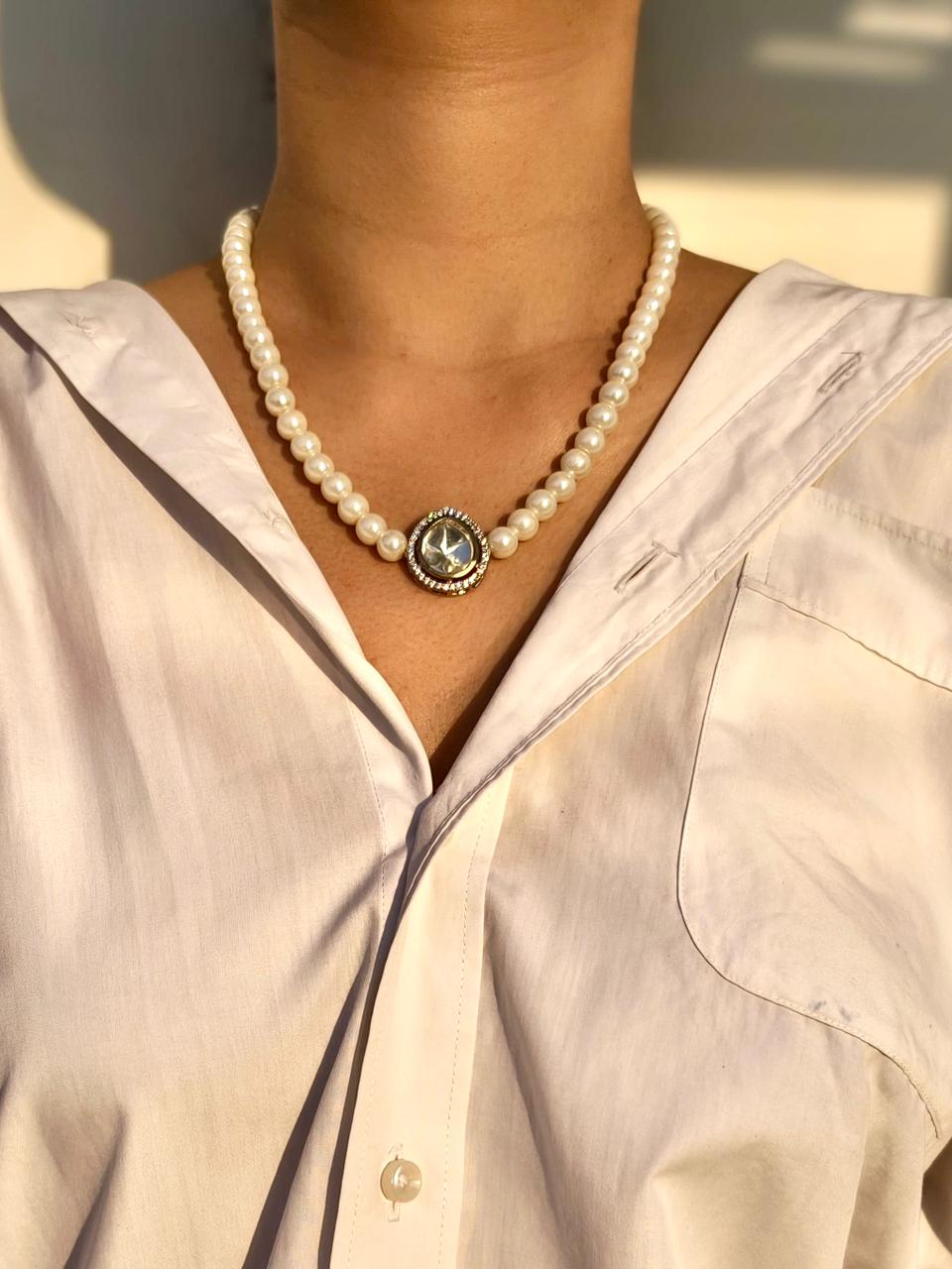 Pearl Necklace With Kundan Crystal Pendant