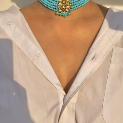 Turquoise beaded choker with kundan flower pendant