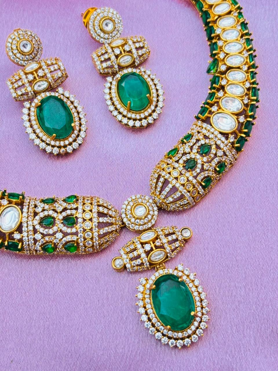 Emerald Green Kundan Polki Necklace Set - Image 2
