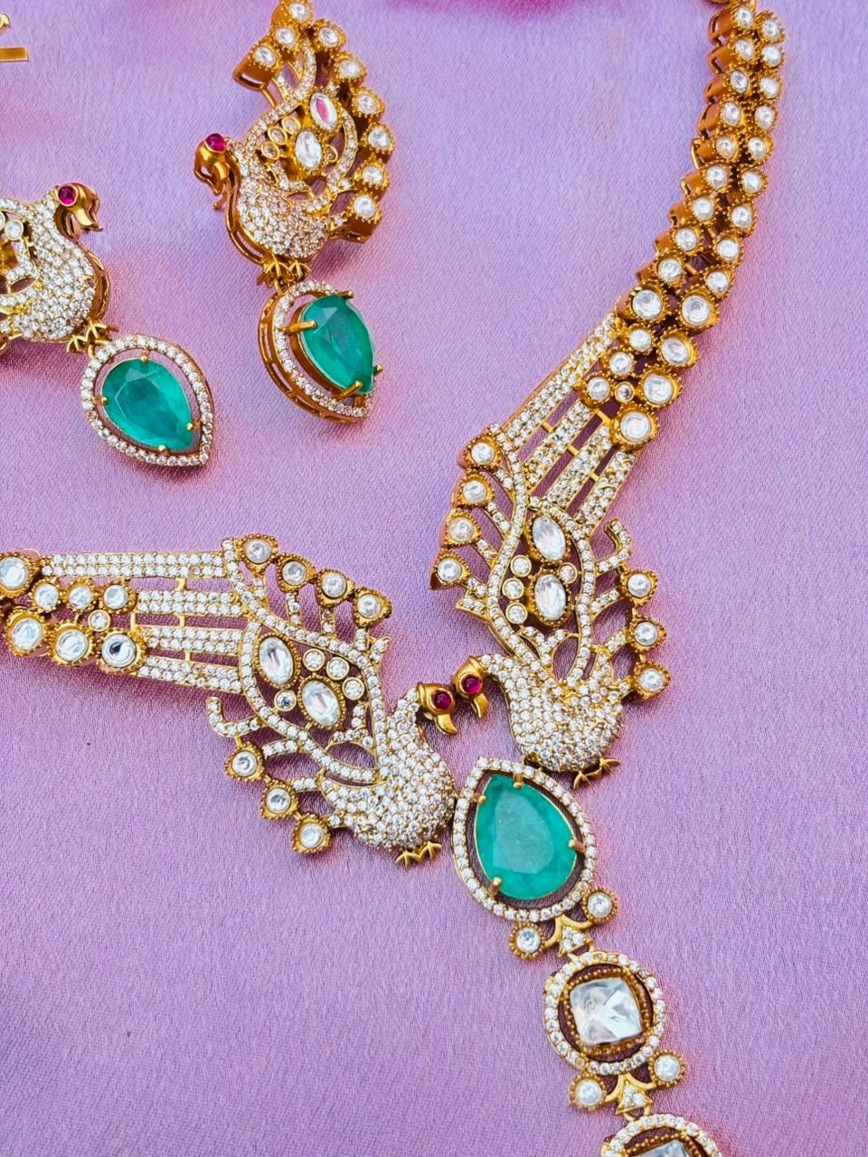 Peacock Necklace Set – Emerald Green - Image 2