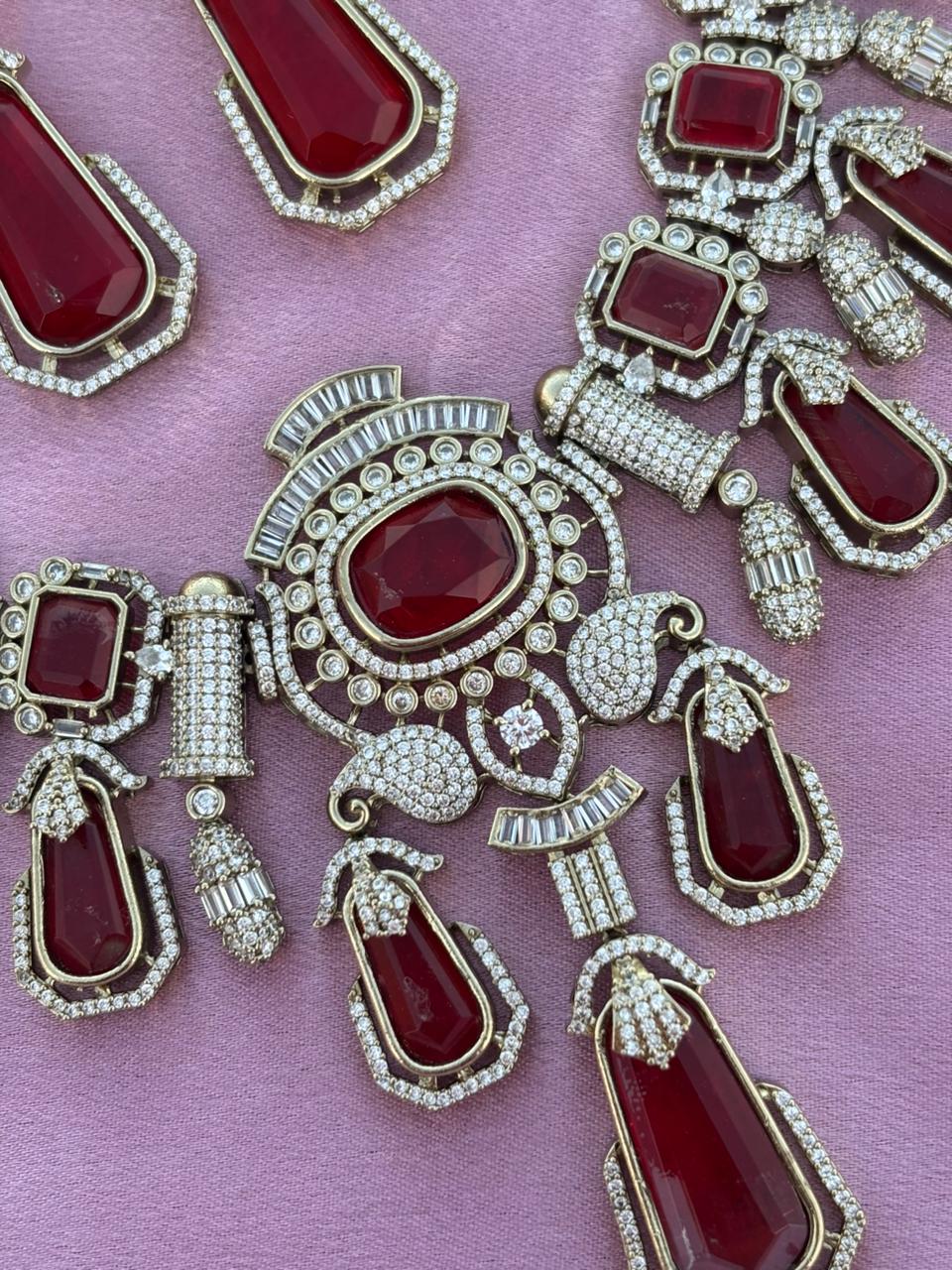 Ruby Victorian Bridal Necklace Set - Image 9