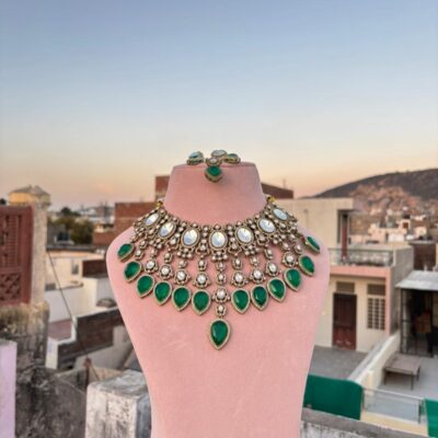 Emerald Kundan Bridal Necklace Set