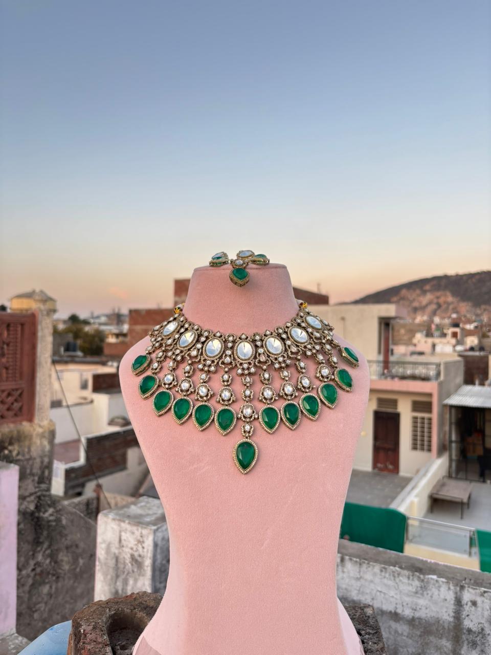 Emerald Kundan Bridal Necklace Set