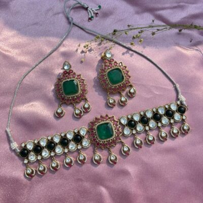 Emerald Kundan Choker Necklace Set