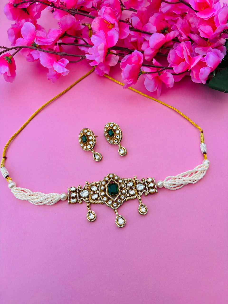 Kundan Pearl Choker Necklace Set - Image 2