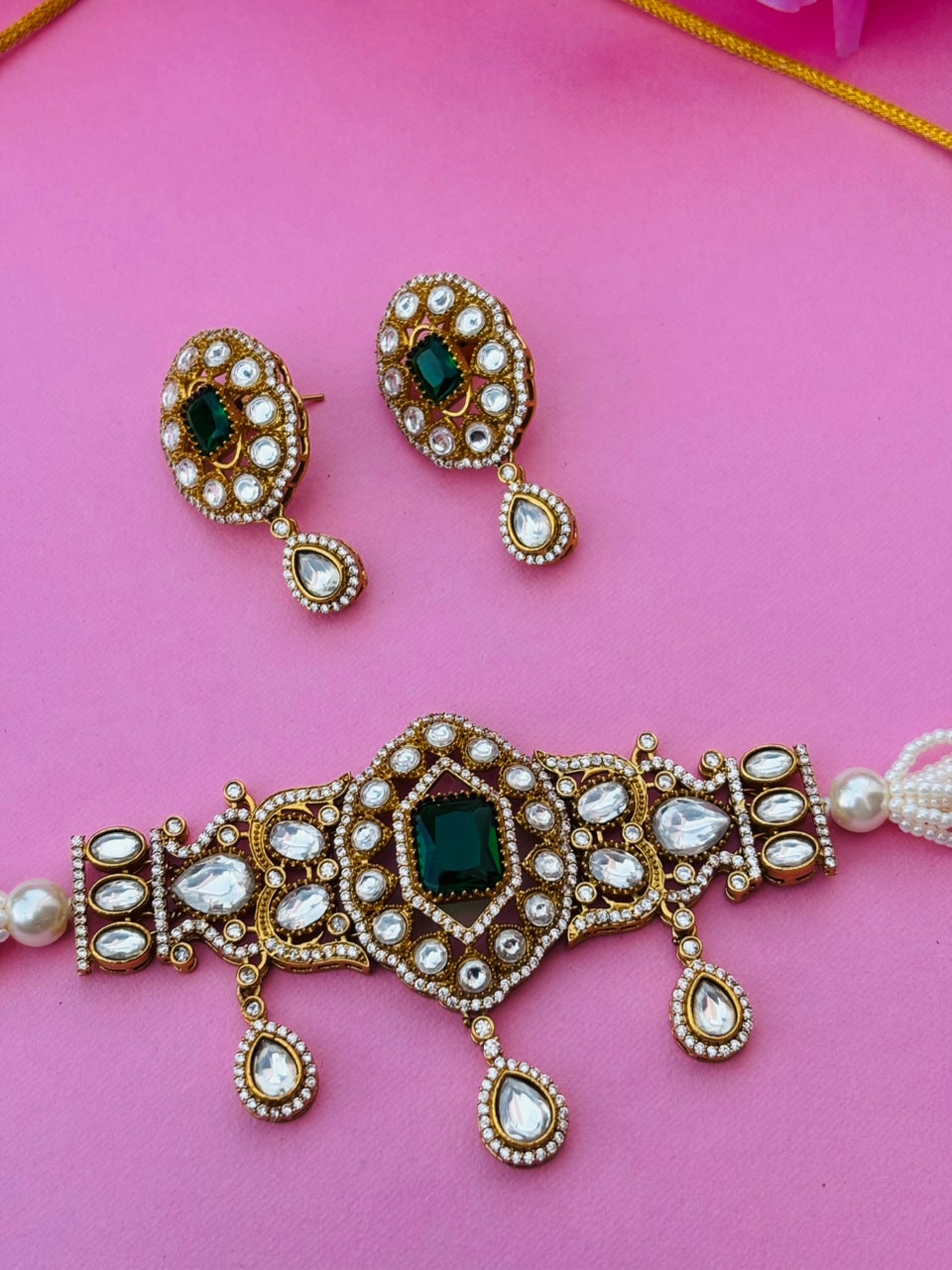 Kundan Pearl Choker Necklace Set - Image 3