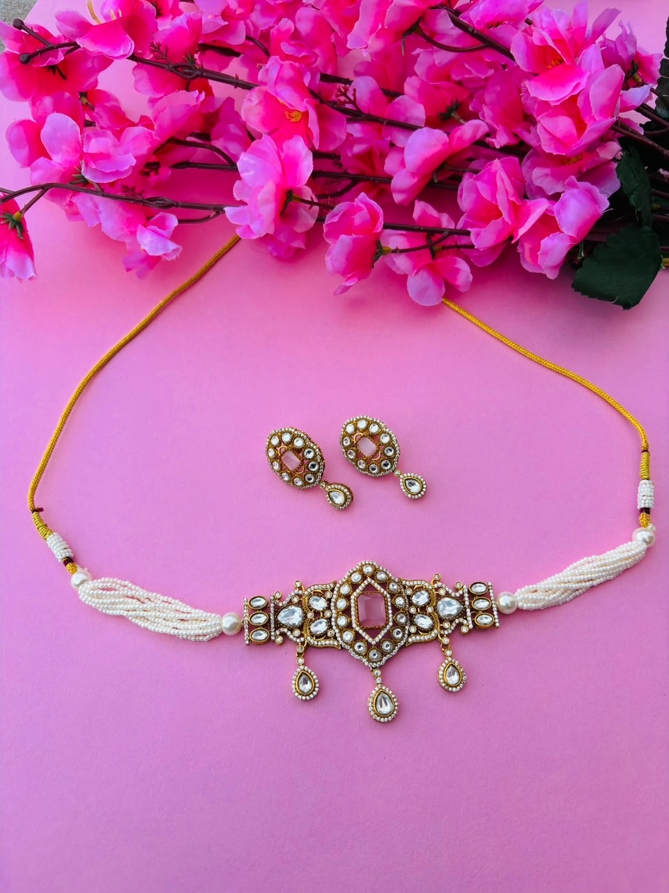 Kundan Pearl Choker Necklace Set - Image 2